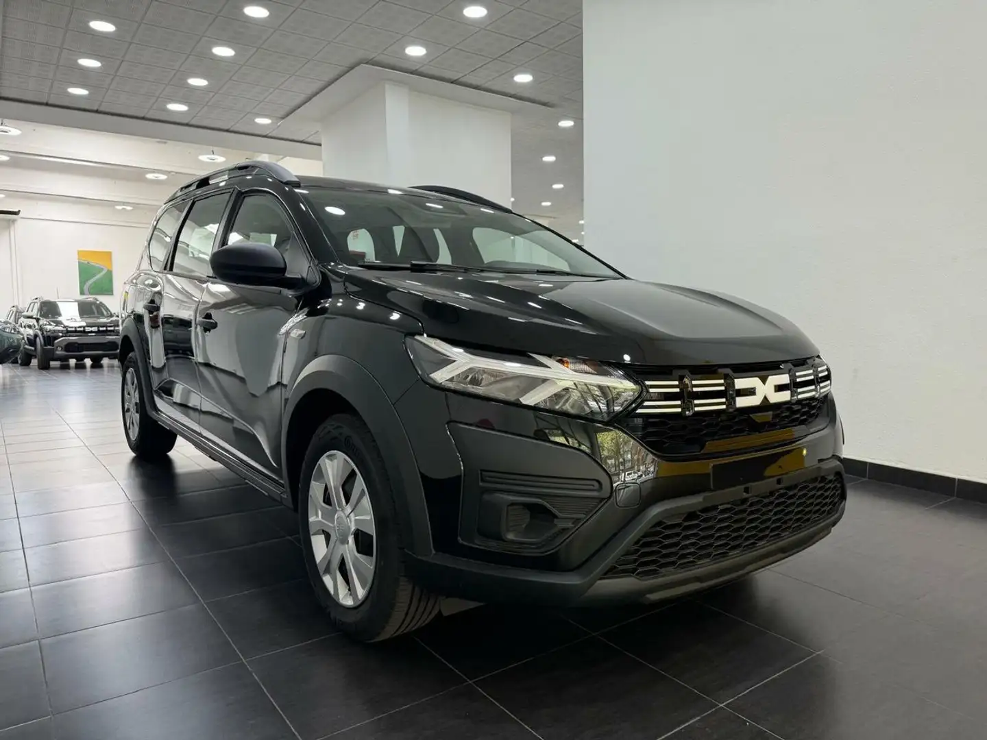 Dacia Jogger Essential Negro - 1