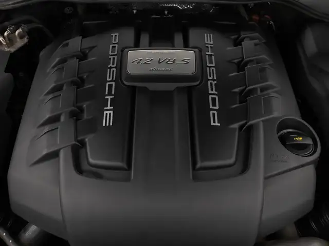 Porsche Cayenne view 18
