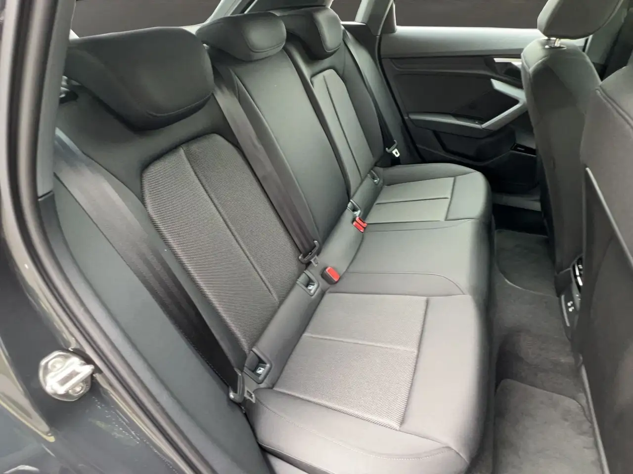 Audi A3 SB advanced 35 TFSI S tronic SONOS+HUD+NAVI 15