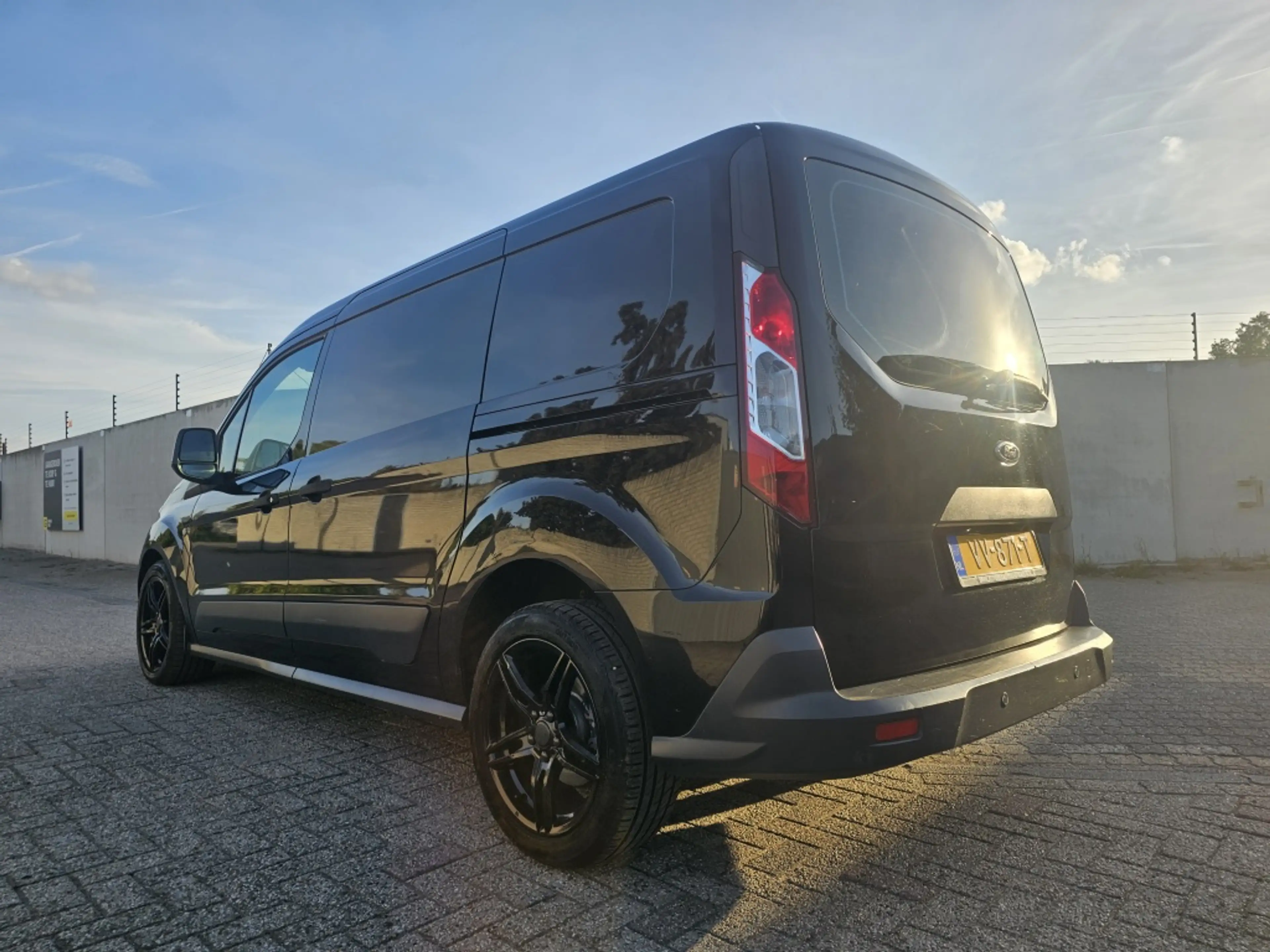 Ford Transit Connect 1.5 TDCI L2 Trend — photo 12