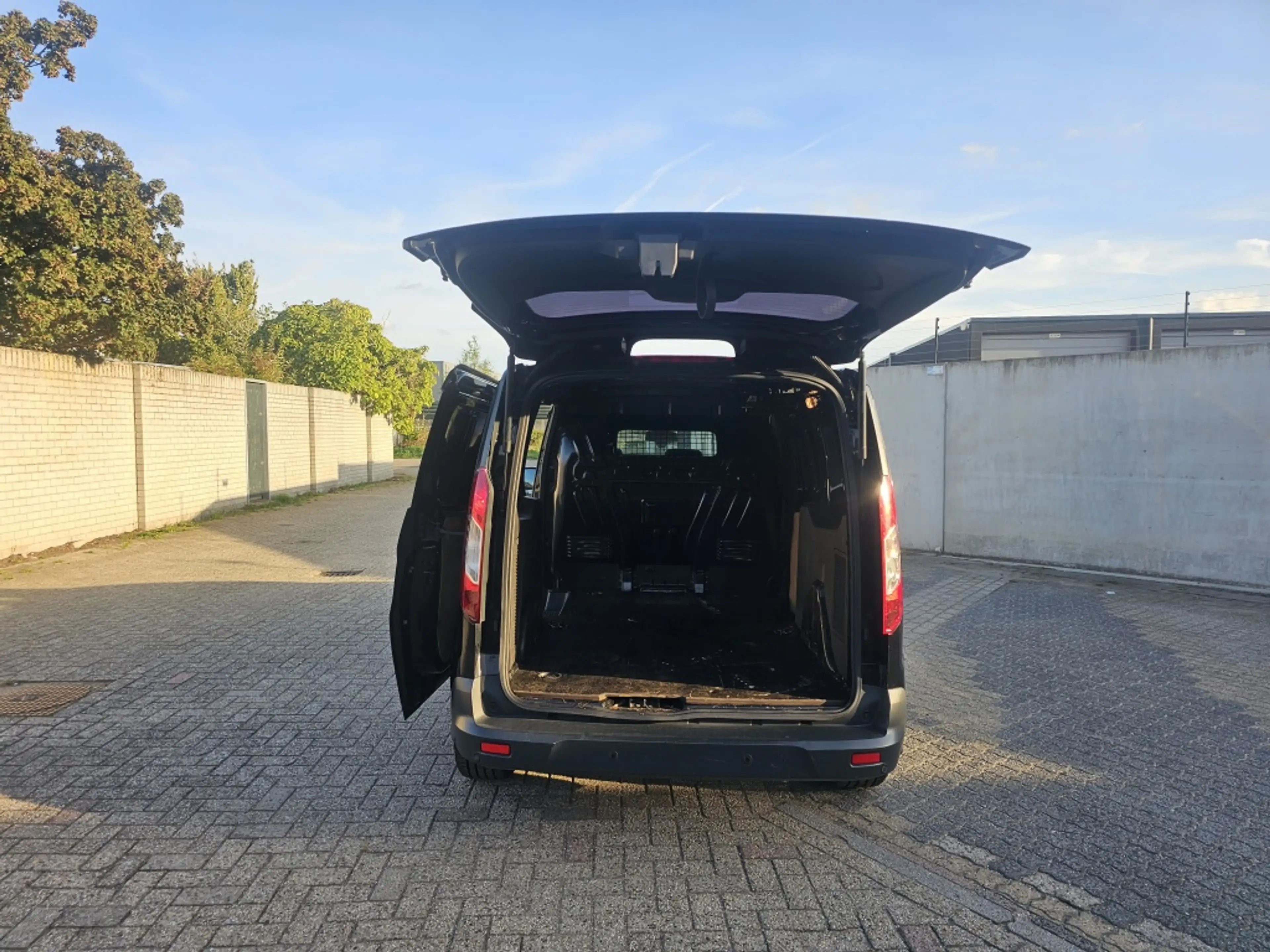 Ford Transit Connect 1.5 TDCI L2 Trend — photo 14