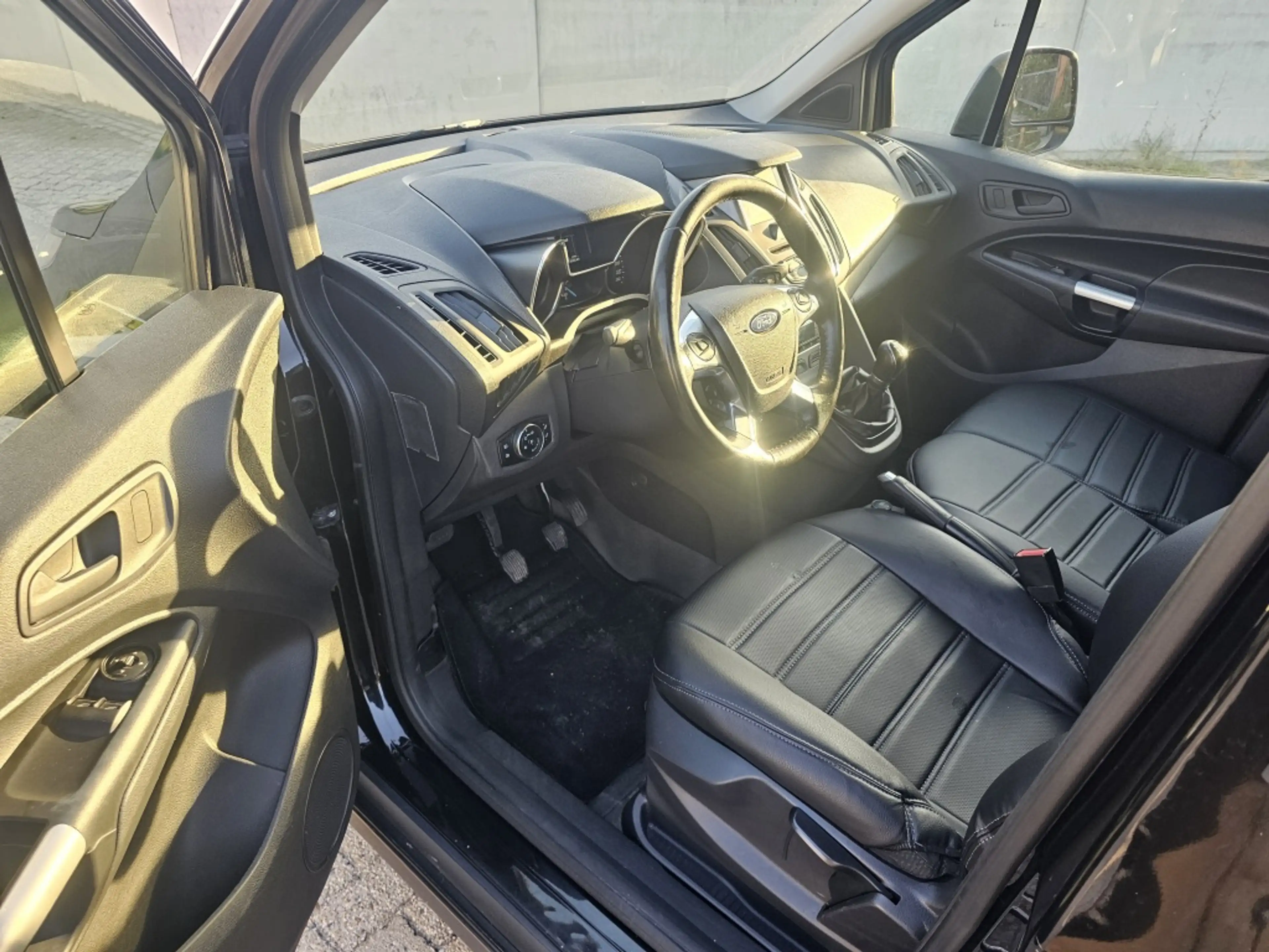 Ford Transit Connect 1.5 TDCI L2 Trend — photo 16
