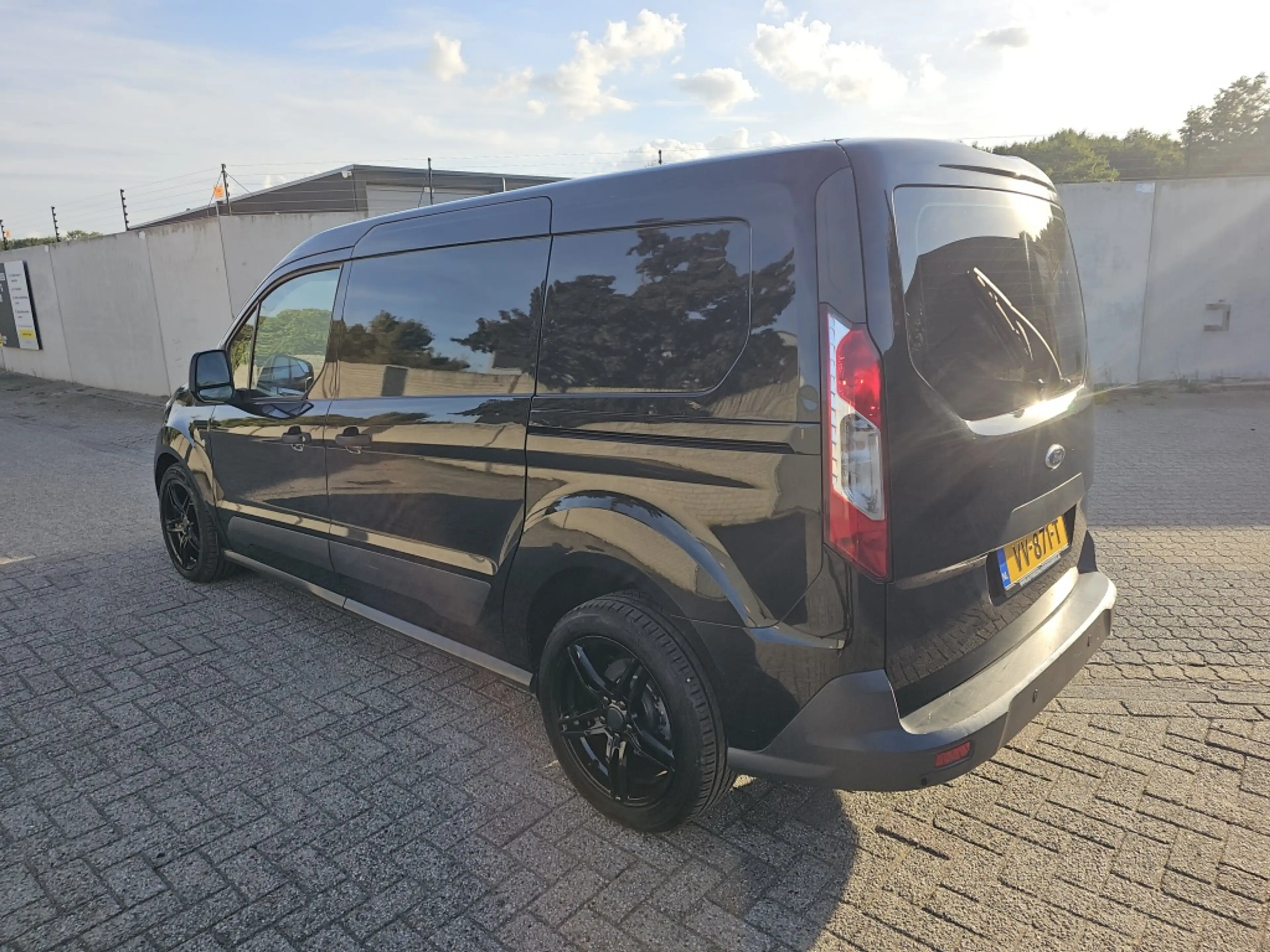 Ford Transit Connect 1.5 TDCI L2 Trend — photo 3