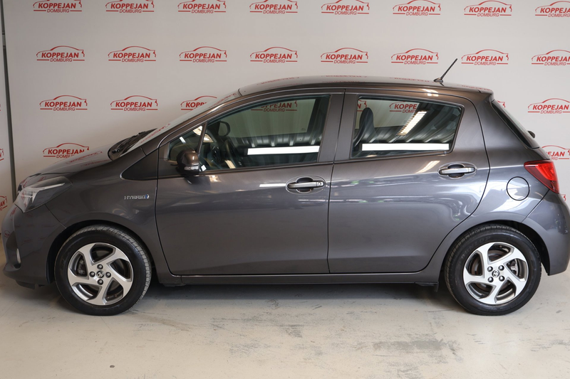 Toyota Yaris 1.5 Hybrid Lease NL auto, Cruise controle, navigat — photo 4