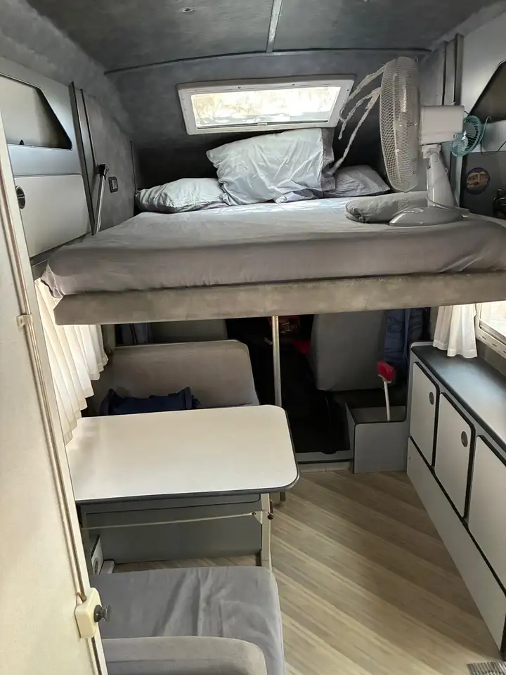 Mercedes-Benz MB 100 Camper, foto 2