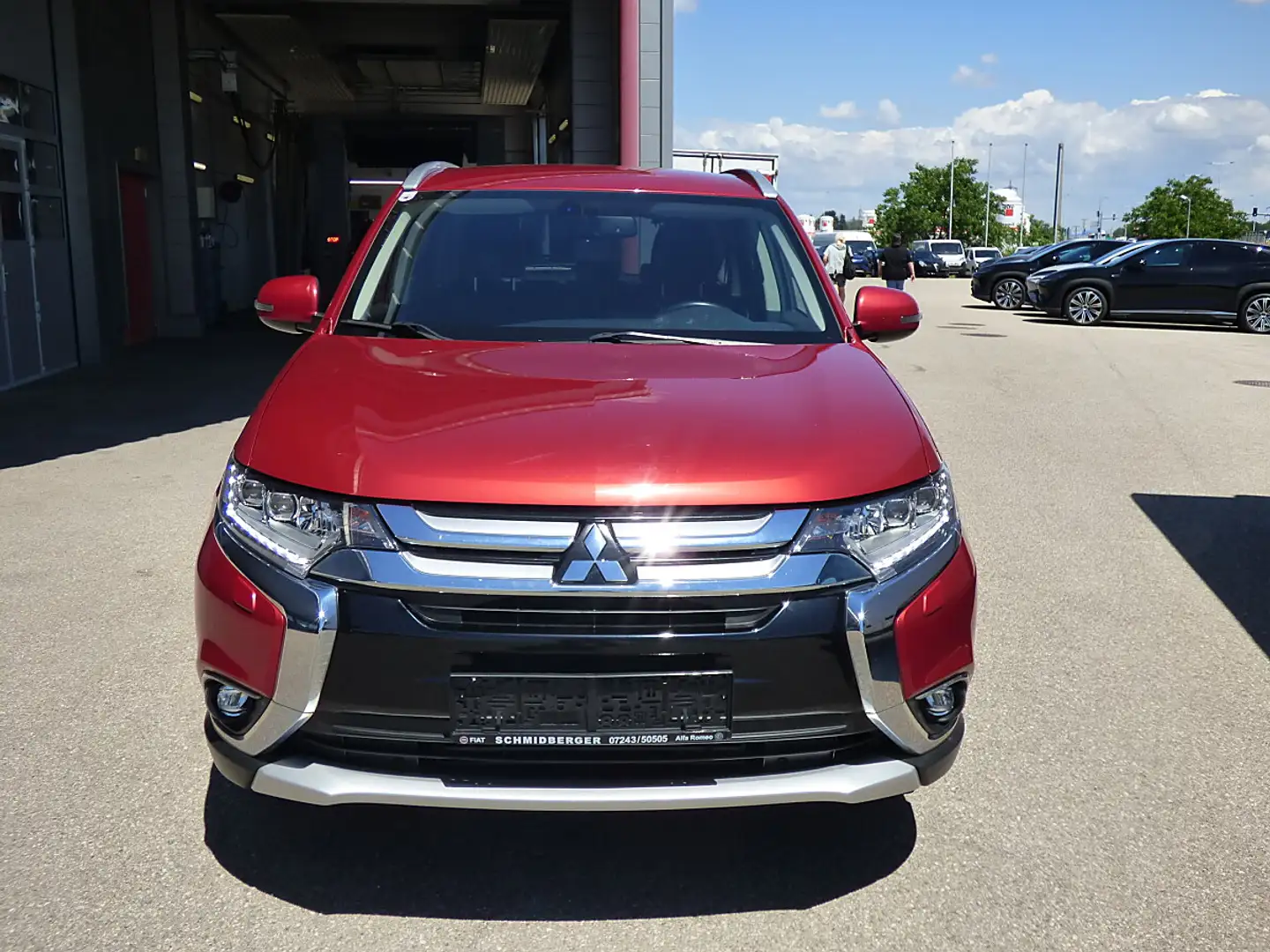 Mitsubishi Outlander 2,2 DI-D AS&G Intense+ AHK/7Sitze/Kamera Rot - 2