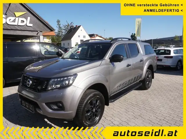 Nissan Navara Double Cab 4x4 2.3 dCi N-Guard  *AHV+SCHIEBEDACH*