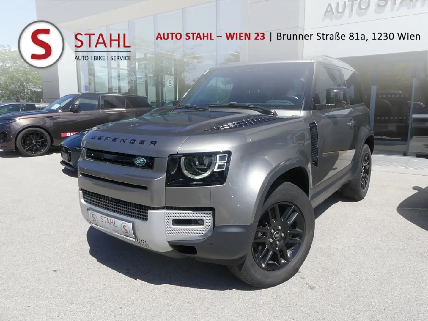 Land Rover Defender 90 S D200 AWD Aut. | Auto Stahl Wien 23 Silber - 1