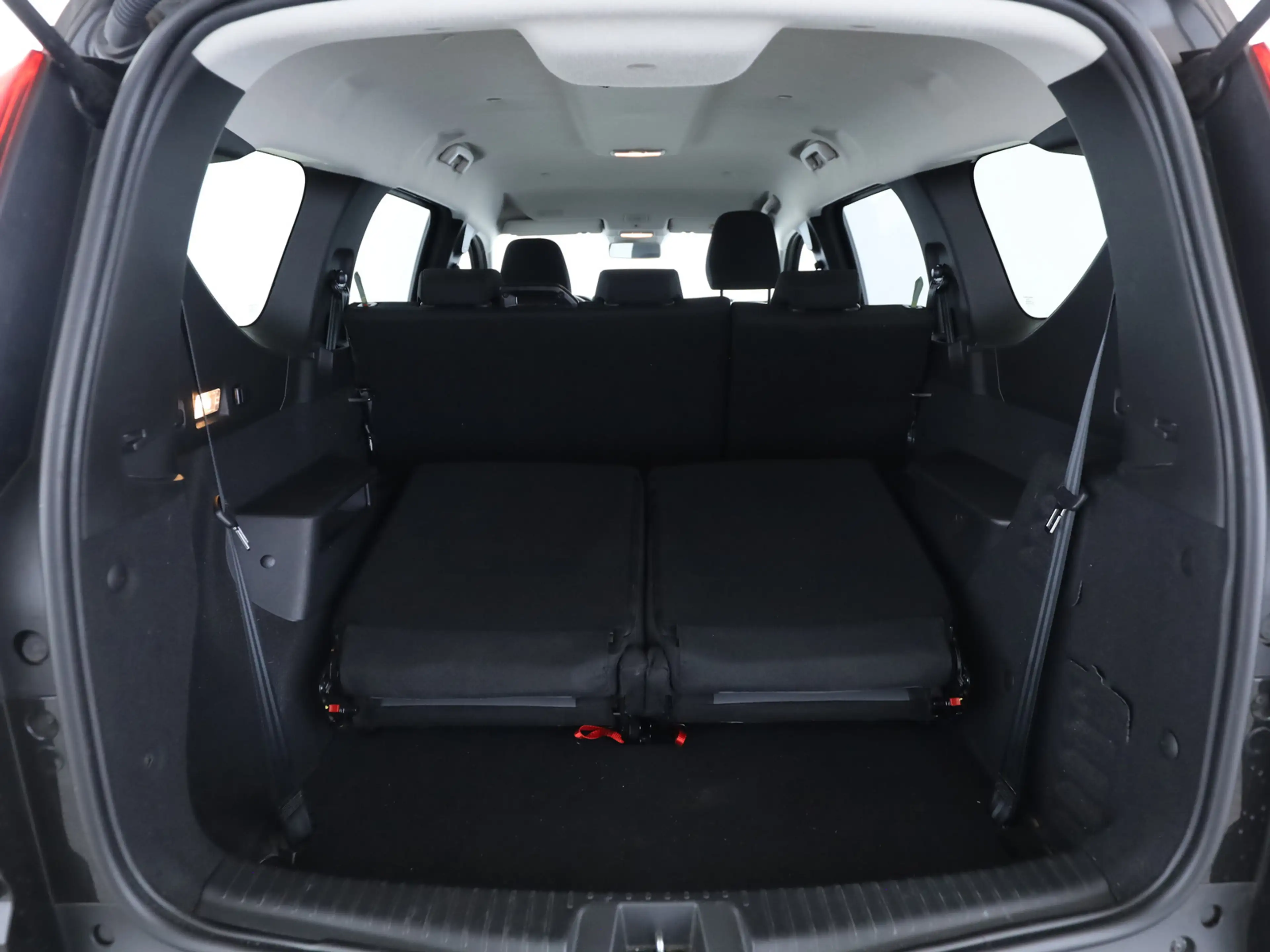 Dacia Jogger Extreme TCe 110 7-Sitzer SHZ PDC KLIMA BT — photo 12