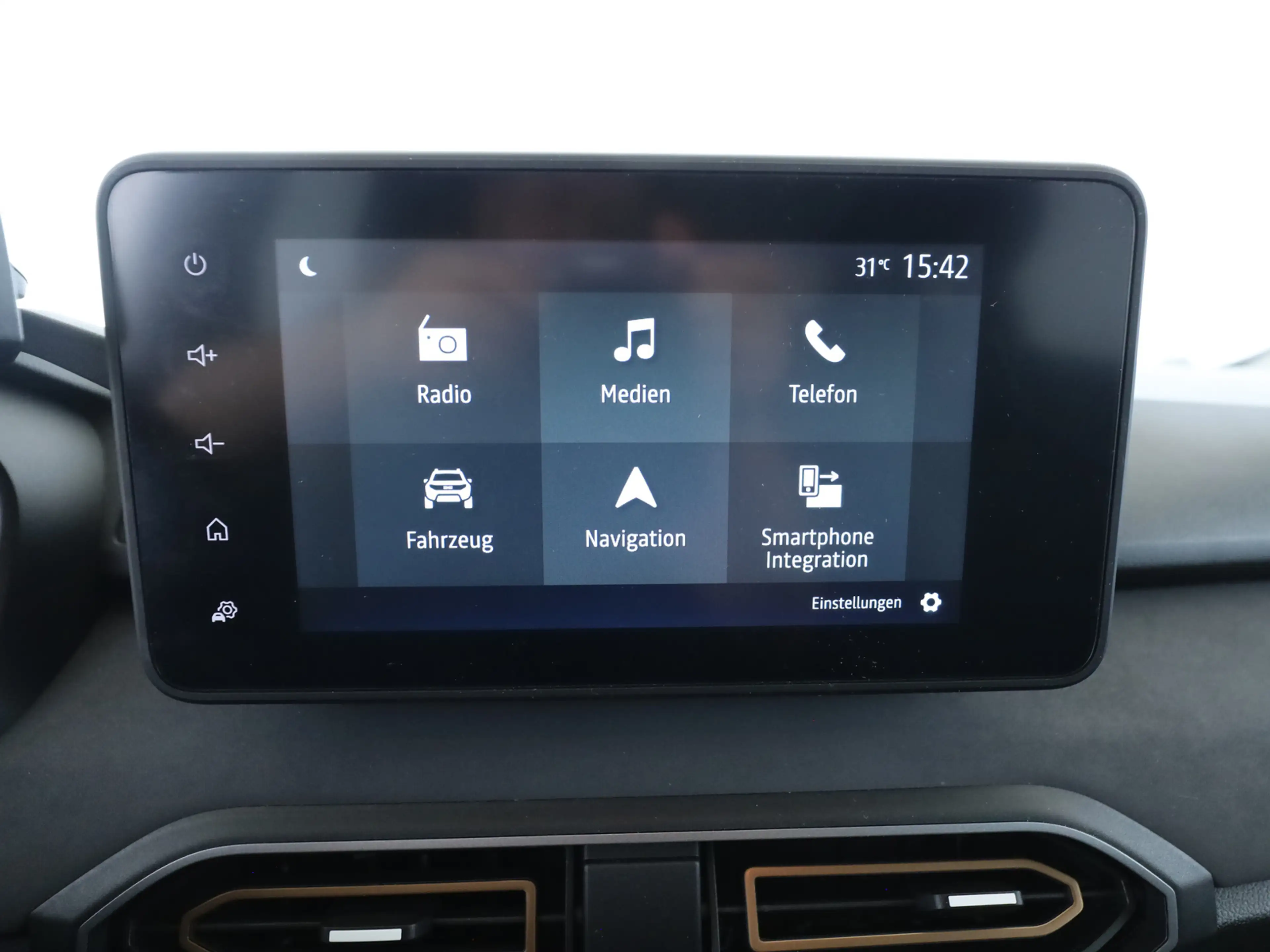 Dacia Jogger Extreme TCe 110 7-Sitzer SHZ PDC KLIMA BT — photo 9