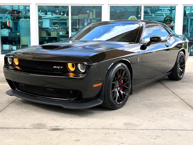 Dodge Challenger SRT Hellcat