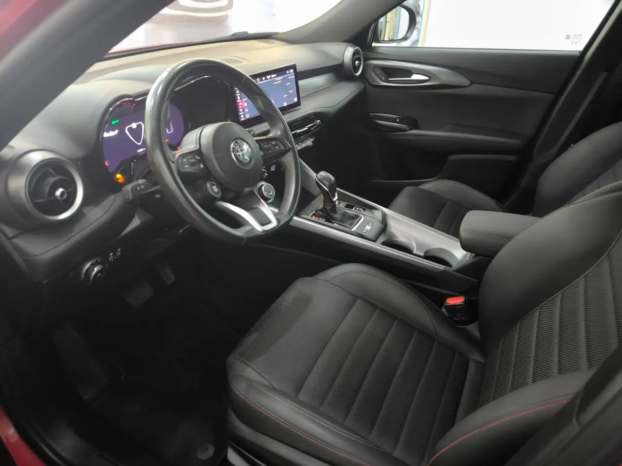 Alfa Romeo Tonale 2024 — фото 12