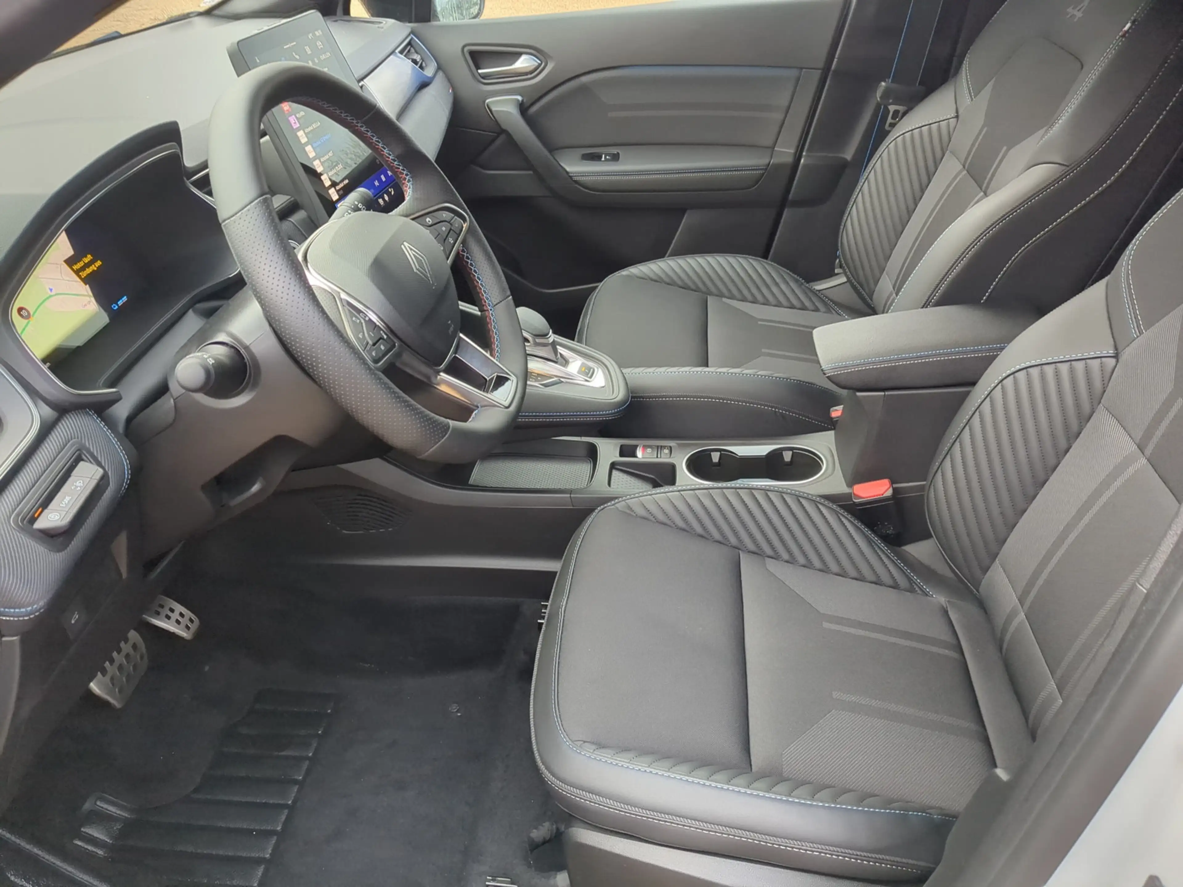 Renault Symbioz Full Hybrid E-Tech 145 Esprit Alpine PDC+RFK+SHZ+L — photo 5
