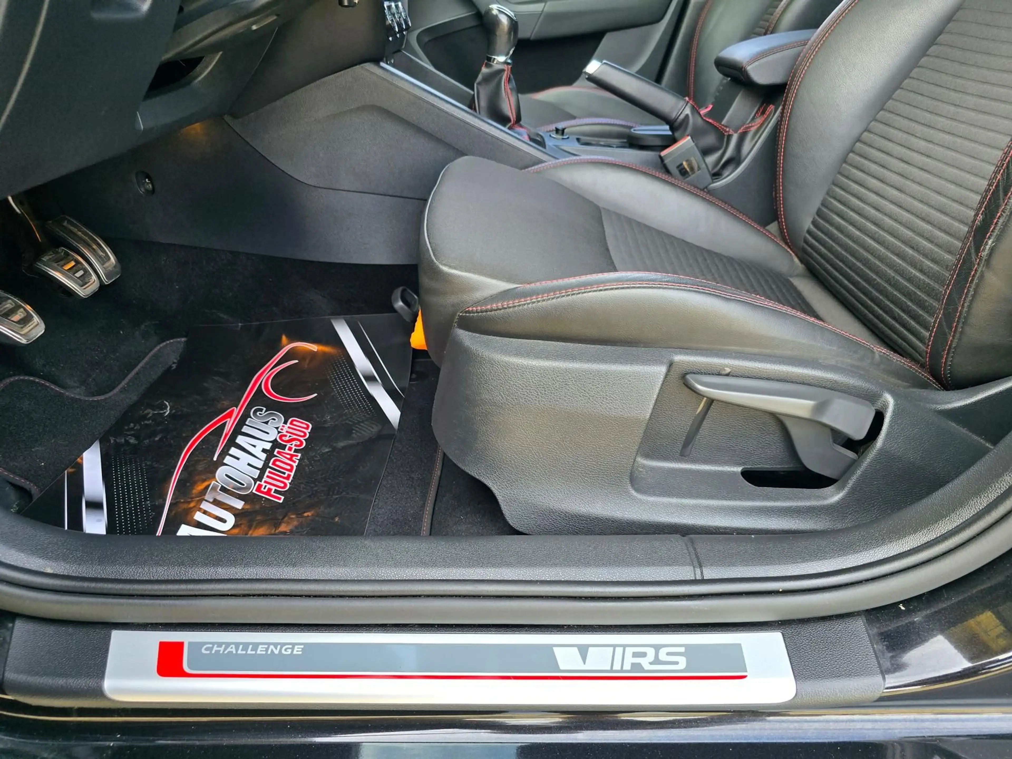 Skoda Octavia RS 2.0 TSI°Pano°SmartLink°RFK°AHK°BiXeno — photo 12