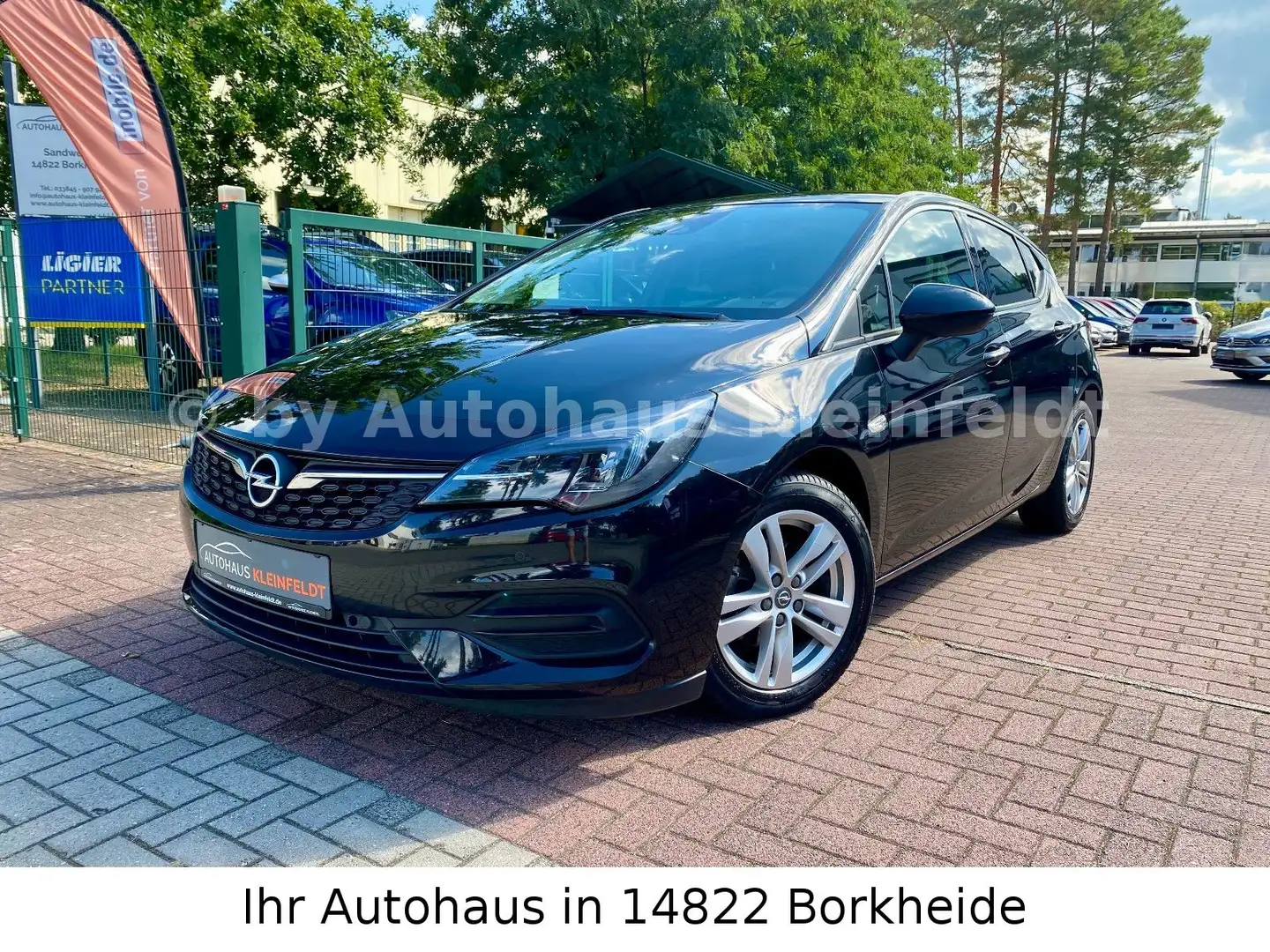 Opel Astra K Lim. 5-trg. Elegance Automatik |NAVI|LED Schwarz - 1
