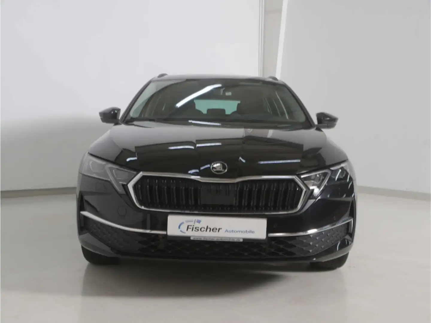 Skoda Octavia Combi 1.5 TSI Selection 6-Gg. Matrix/NAV Schwarz - 2