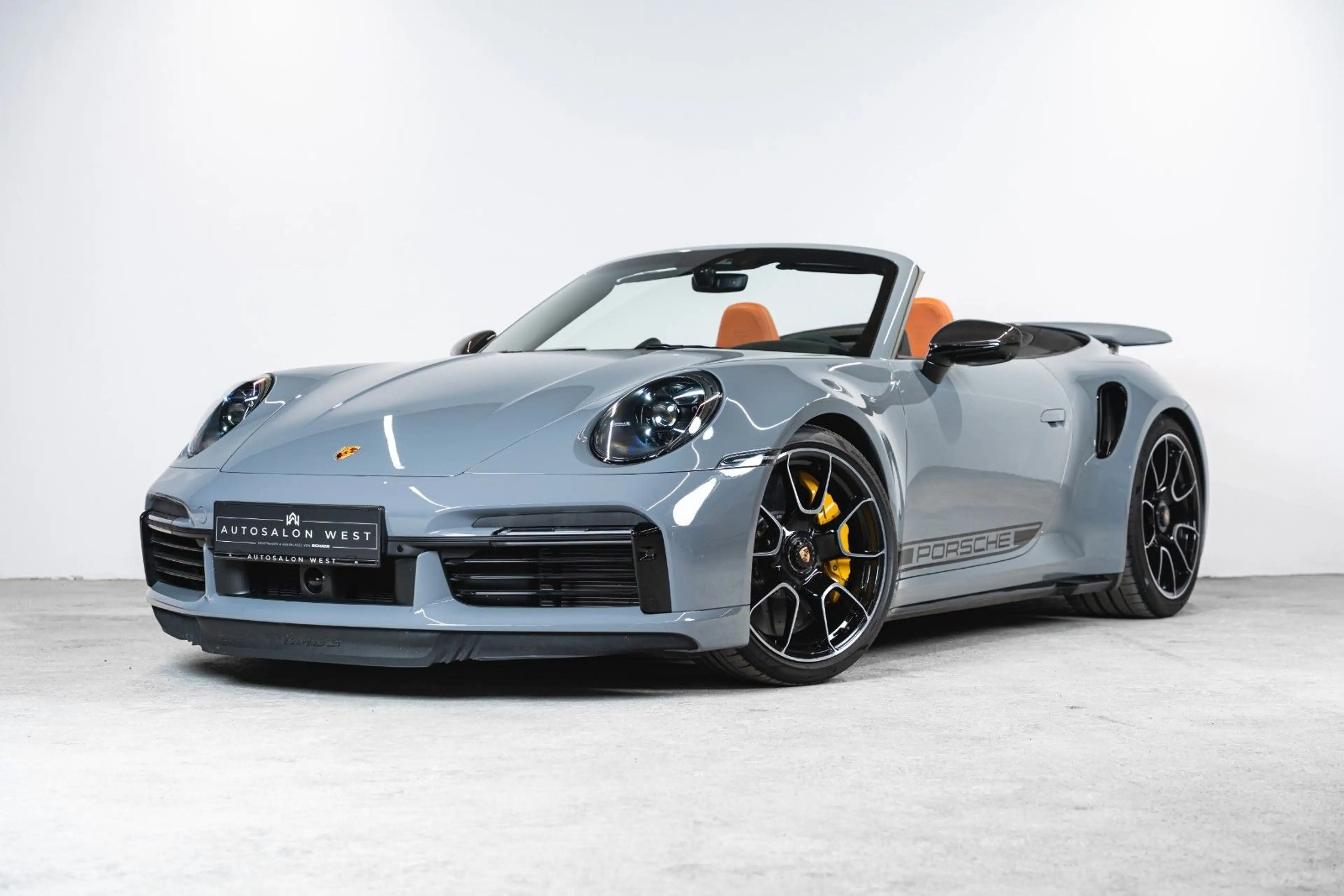 Porsche 911 Turbo S Cabriolet*Exclusive Manufaktur* — photo 2