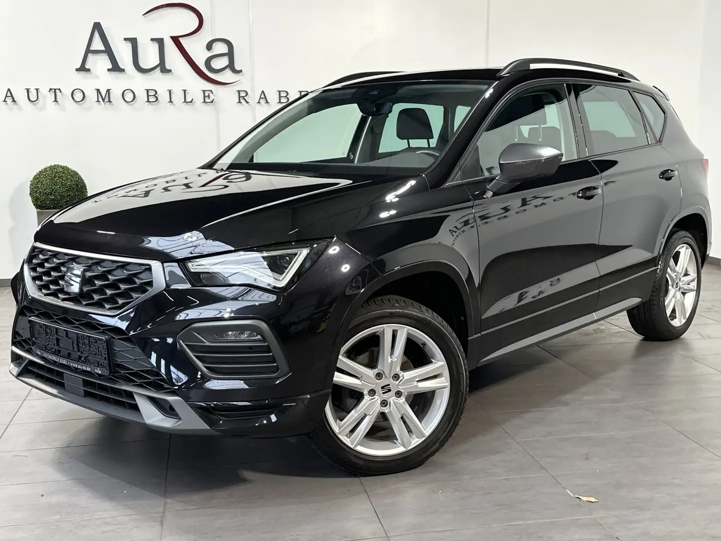 SEAT Ateca 1.5 TSI DSG FR NAV+LED+PANORAMA+ACC+VCOCK Schwarz - 2