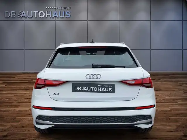 Audi A3 view 5