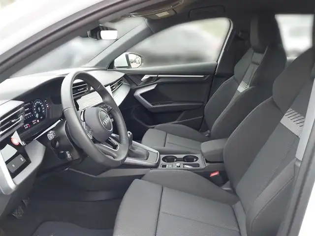 Audi A3 view 8