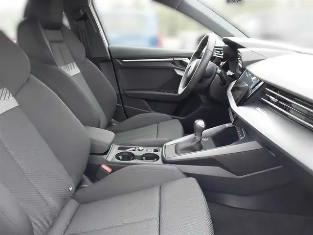 Audi A3 view 14