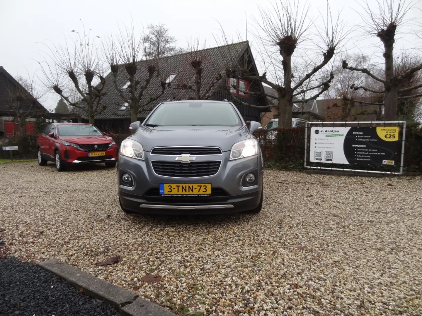 Chevrolet Trax 1.4T LT+ AWD Сірий - 2