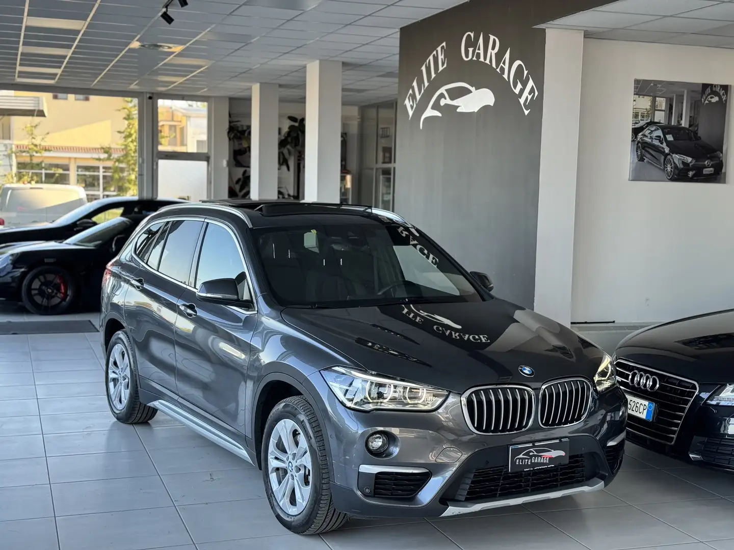 BMW X1 xdrive18d xLine auto Tetto Led Navi Grigio - 1