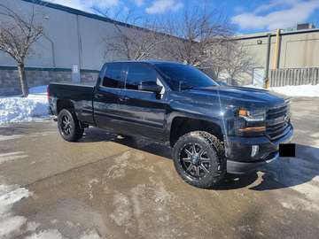4WD Double Cab 143.5  LT w-2LT