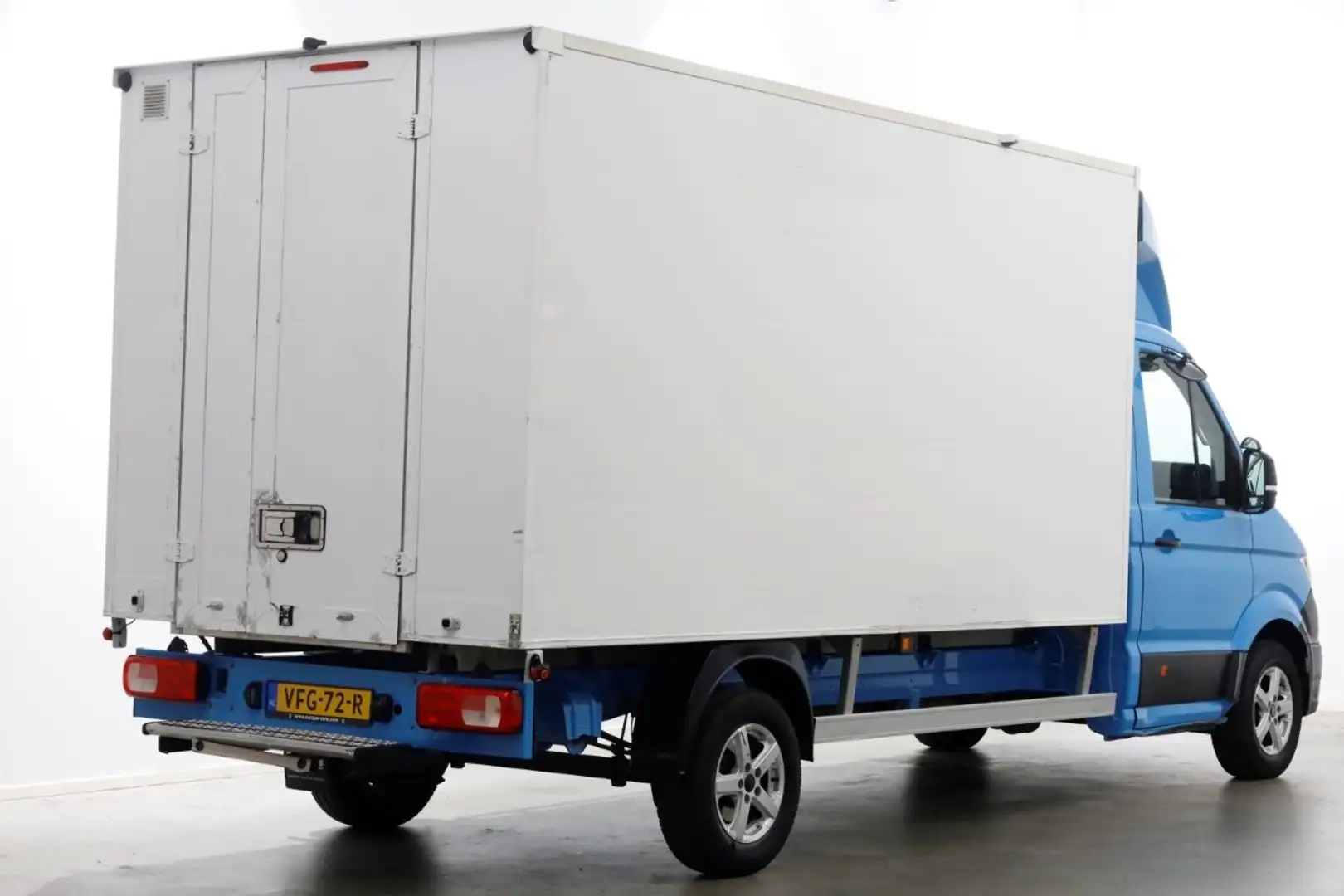 Volkswagen Crafter 35 2.0 TDI E6 Bakwagen met achterdeuren 2 Persoons Blauw - 2