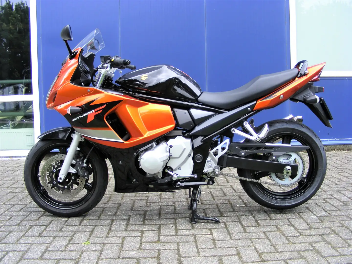 Suzuki GSX 650 wegmotor/tour Oranje - 1