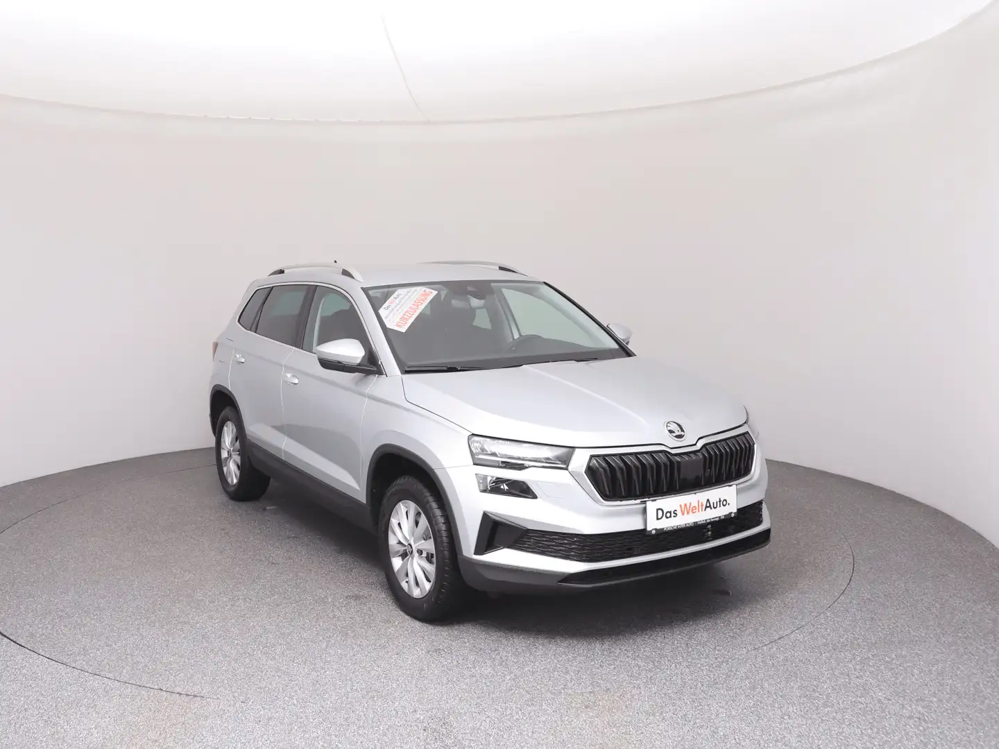 Skoda Karoq Selection TSI DSG ACT Silber - 2