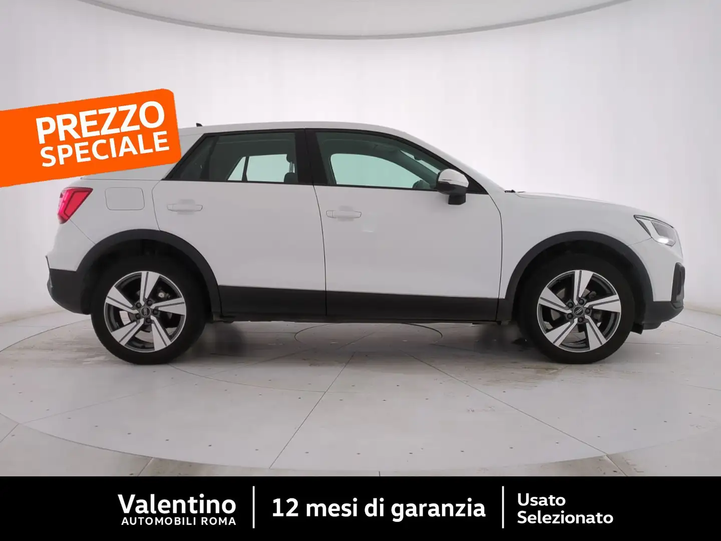 Audi Q2 30 TFSI Admired Advanced Bianco - 2