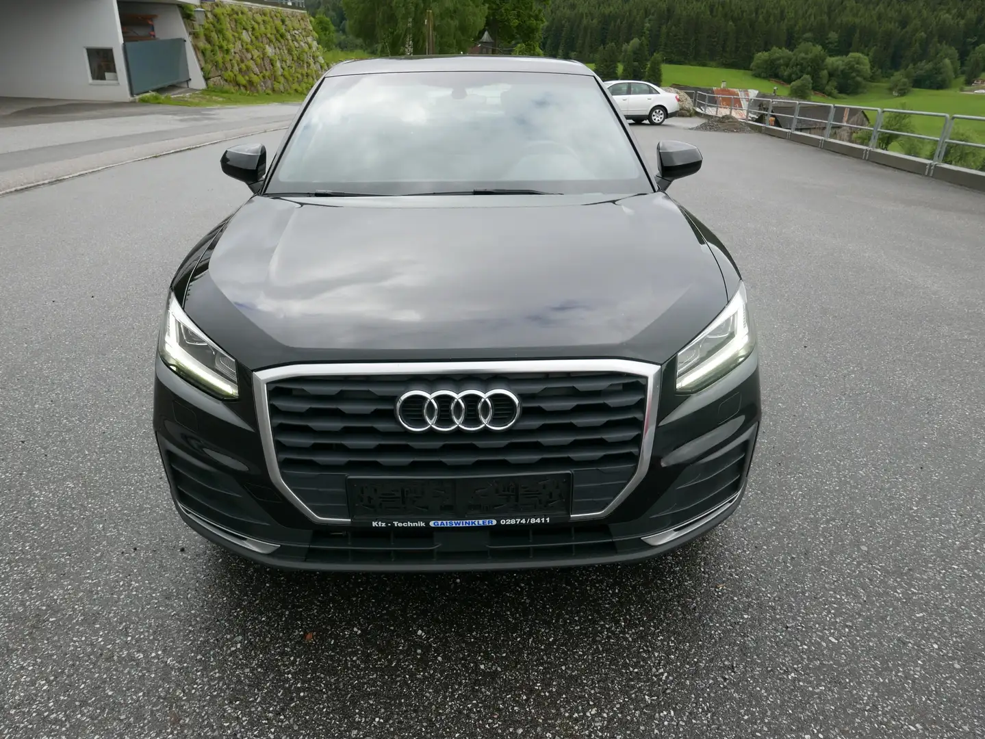 Audi Q2 30 TDI LED NAVI Stronic Sommer+Winterräder Schwarz - 2
