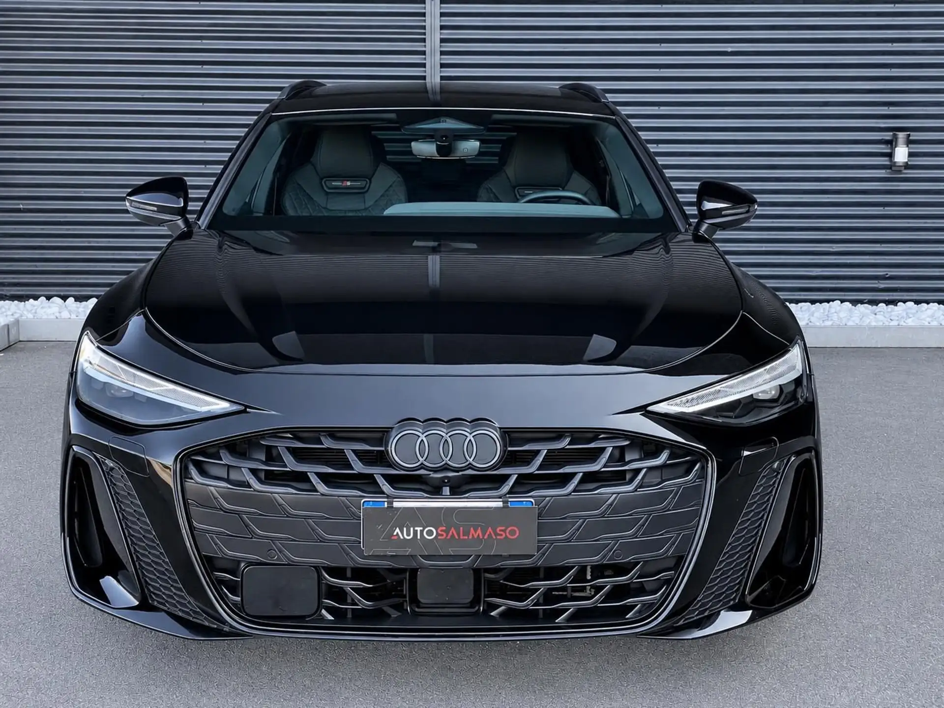 아우디 Audi A6 2025 검정 사진 2