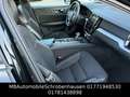 Volvo V60 Kombi Momentum Pro Schwarz - thumbnail 4