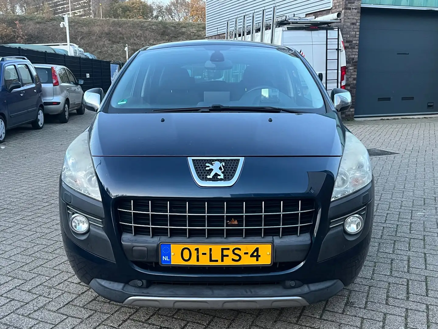 Peugeot 3008 1.6 THP B.Lease Exec panoramadak Blauw - 2