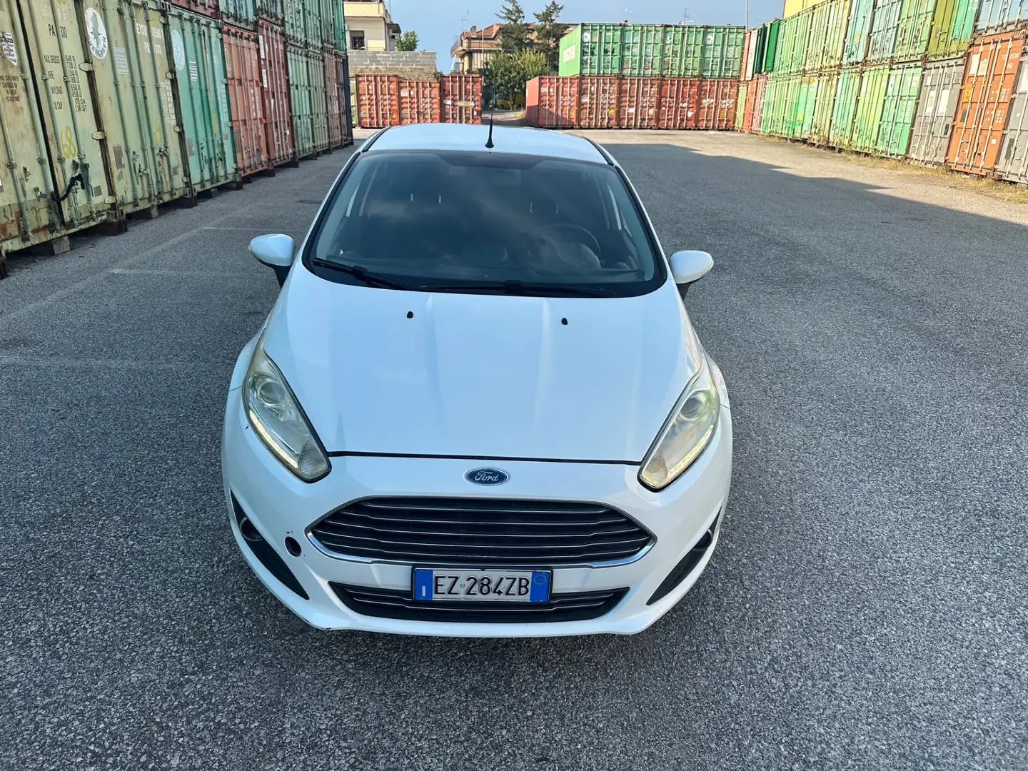 Ford Fiesta 1.5 TDCi 75CV 5 porte Titanium Bianco - 2