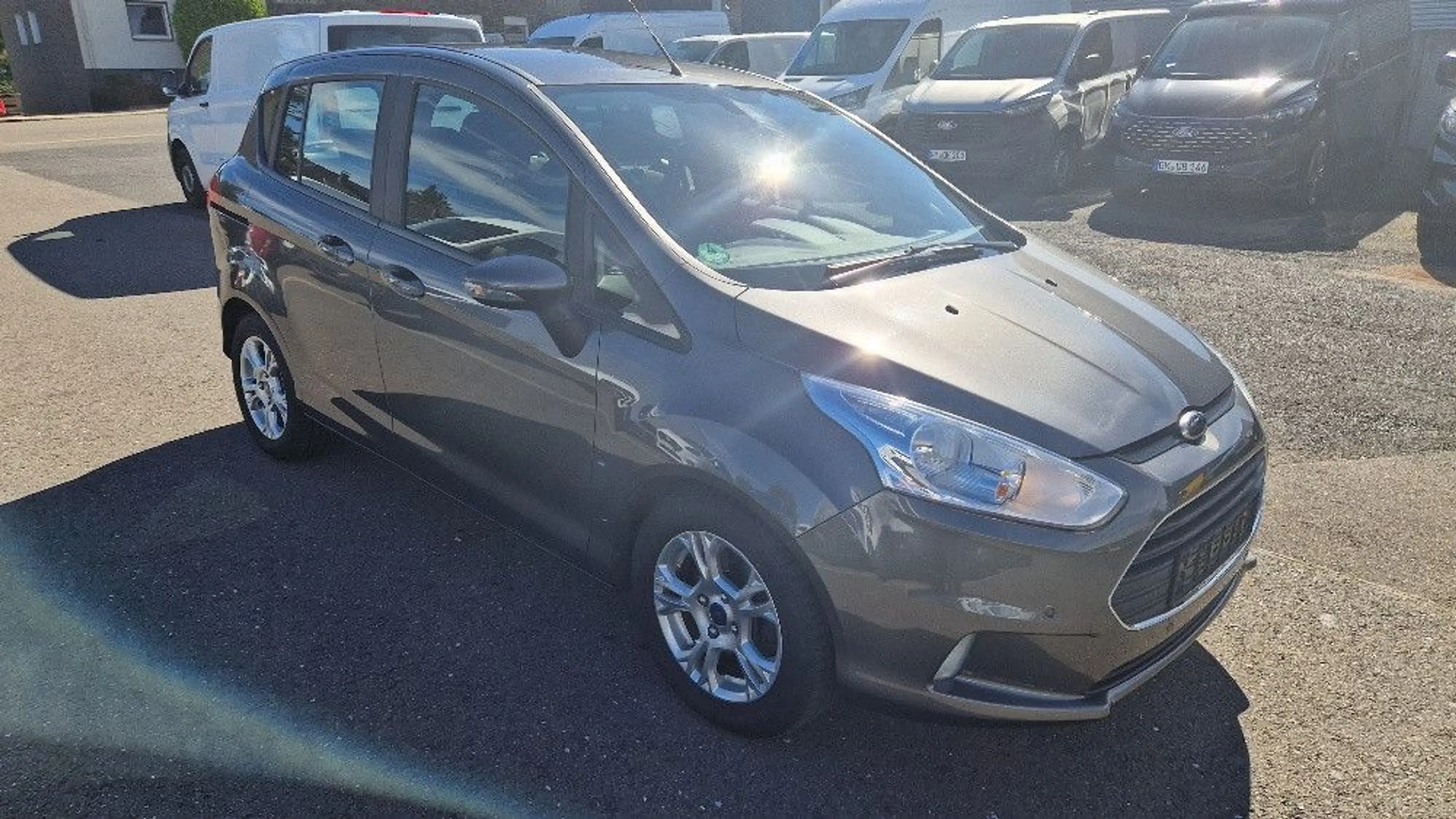 Ford B-Max B-MAX Sync Edition — photo 2