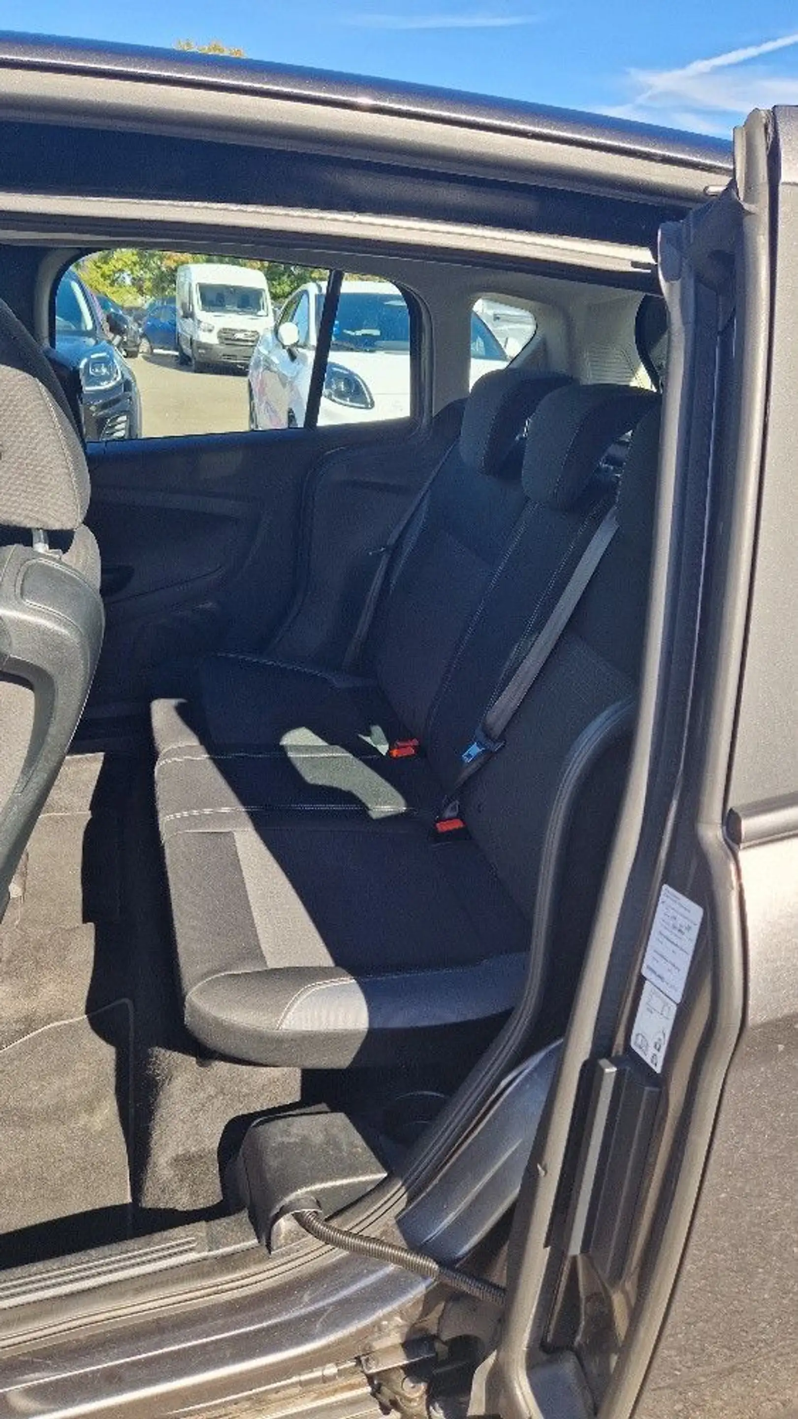 Ford B-Max B-MAX Sync Edition — photo 8