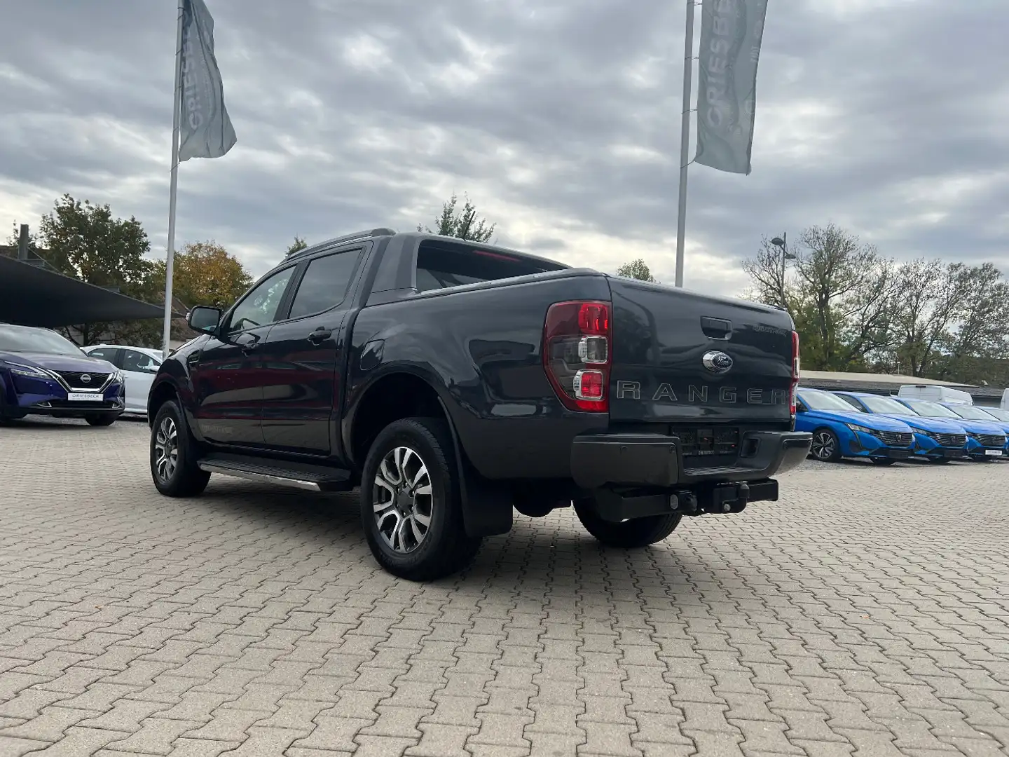 Ford Ranger 2.0 TDCi Panther Wildtrack Doppelkabine Grau - 2