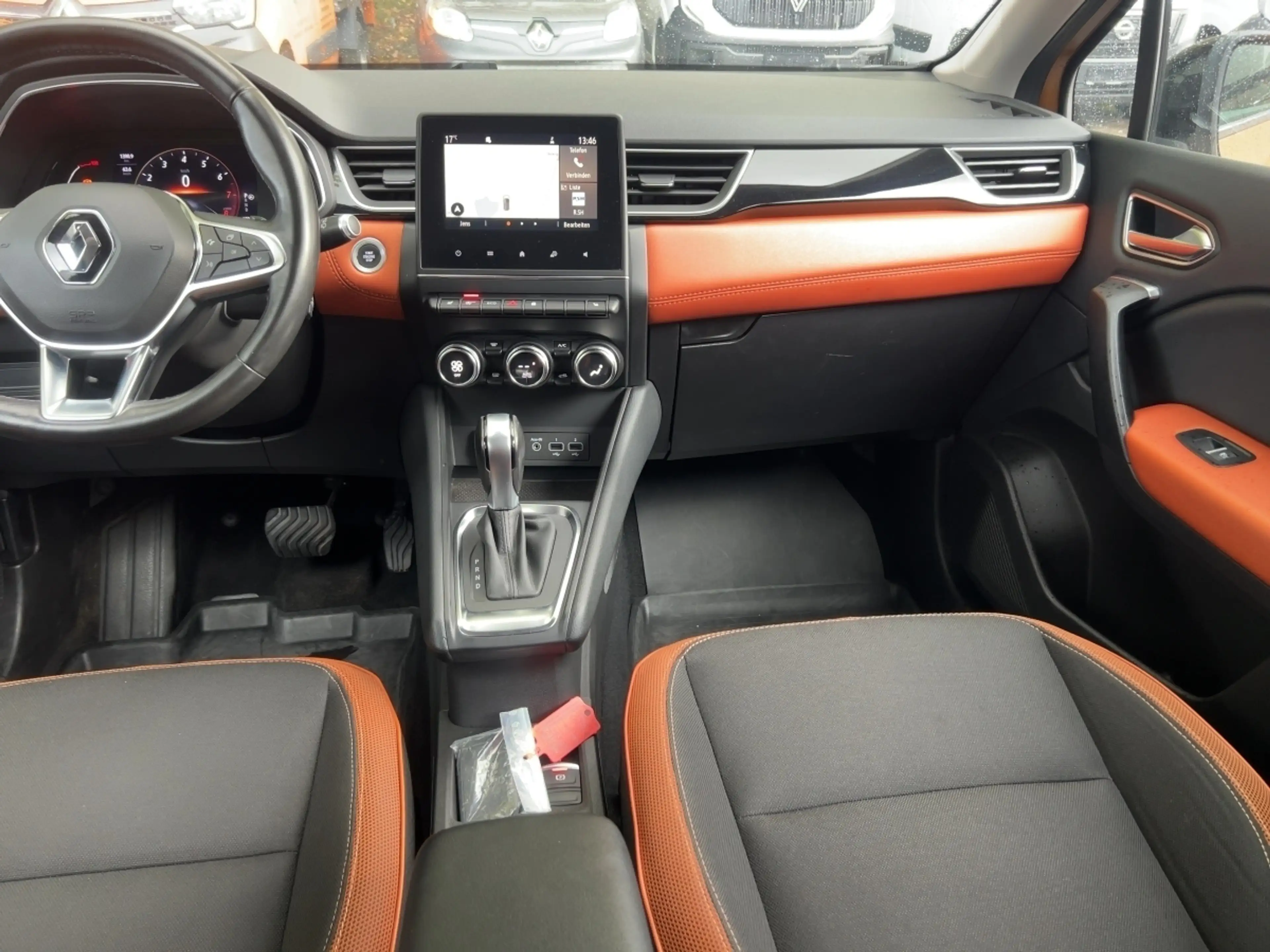 Renault Captur INTENS TCe 130 EDC GPF Apple CarPlay SHZ BT — photo 12