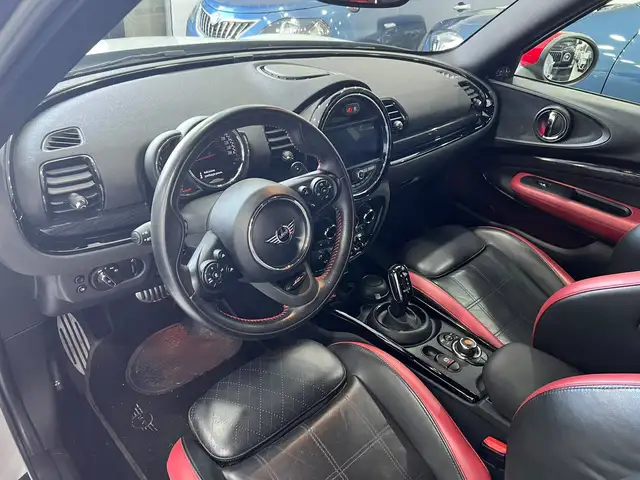 Mini Clubman view 12