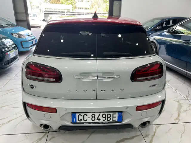 Mini Clubman view 5