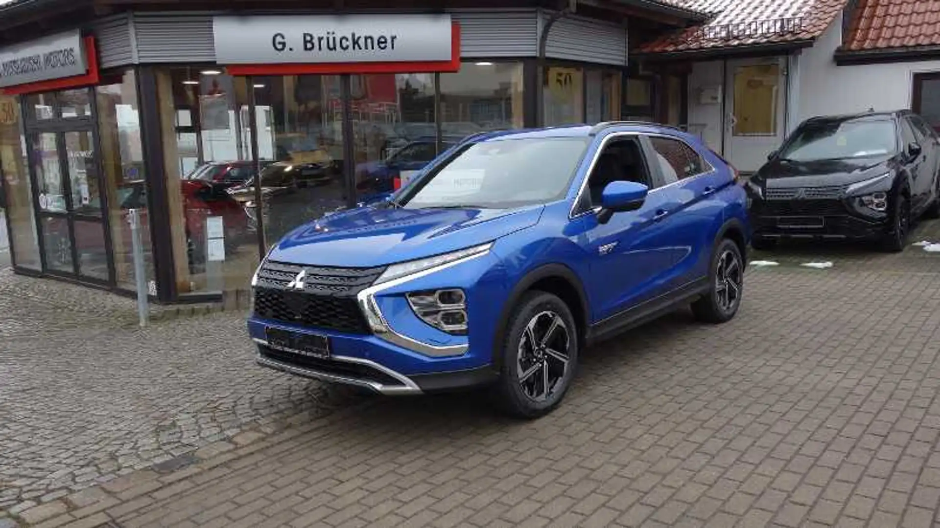Mitsubishi Eclipse Cross PHEV 4WD 360°Kam,LED,Headup-Disp.AHK Blau - 1