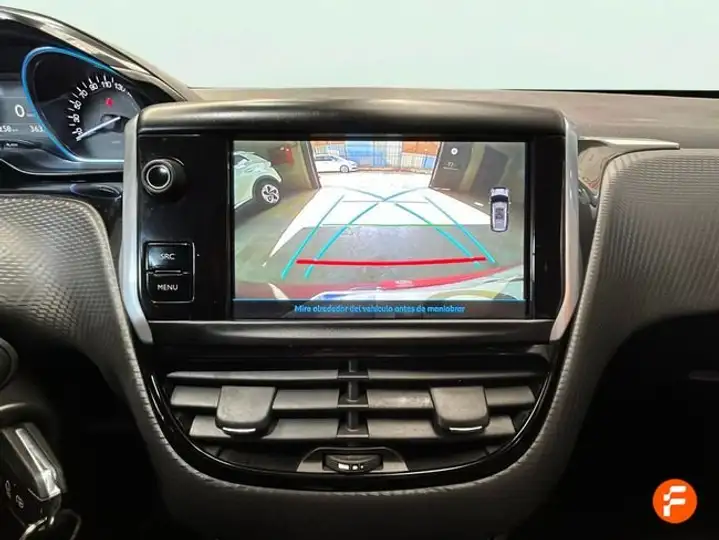 Peugeot 2008 1.2 Pure Tech S&S Allure (2017) 2019, foto 27