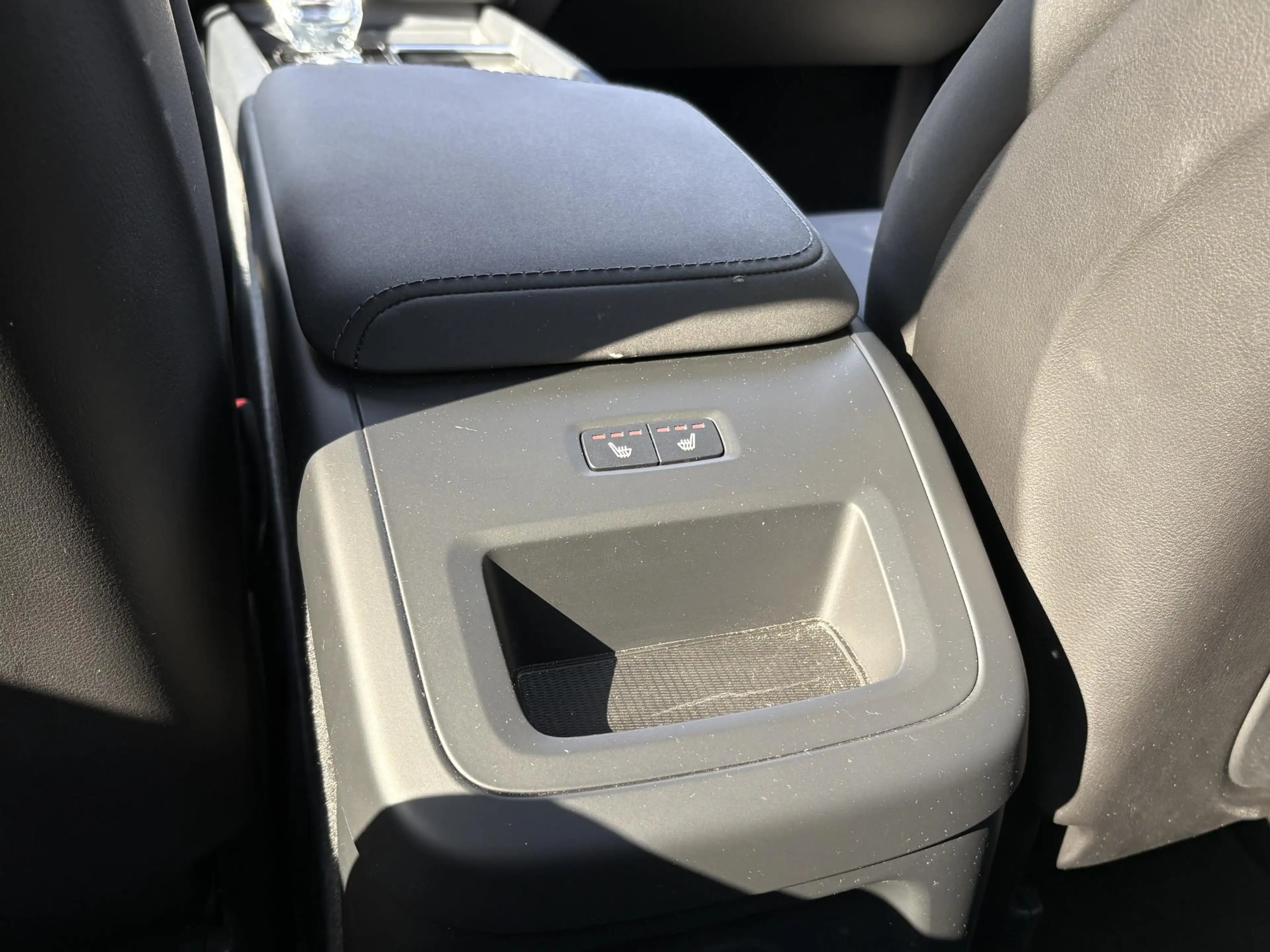 Volvo XC60 2.0 T6 Plug-in hybrid AWD Plus Dark VAN €56.900,- — photo 16
