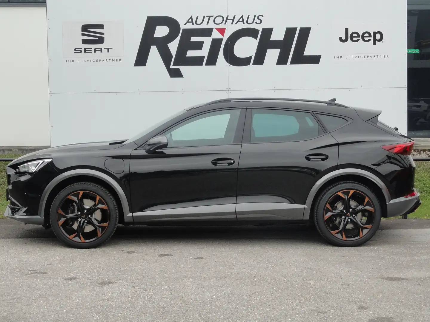 CUPRA Formentor VZ e-HYBRID 245 - Transport-Paket - Ass.-XL - ACC Zwart - 1