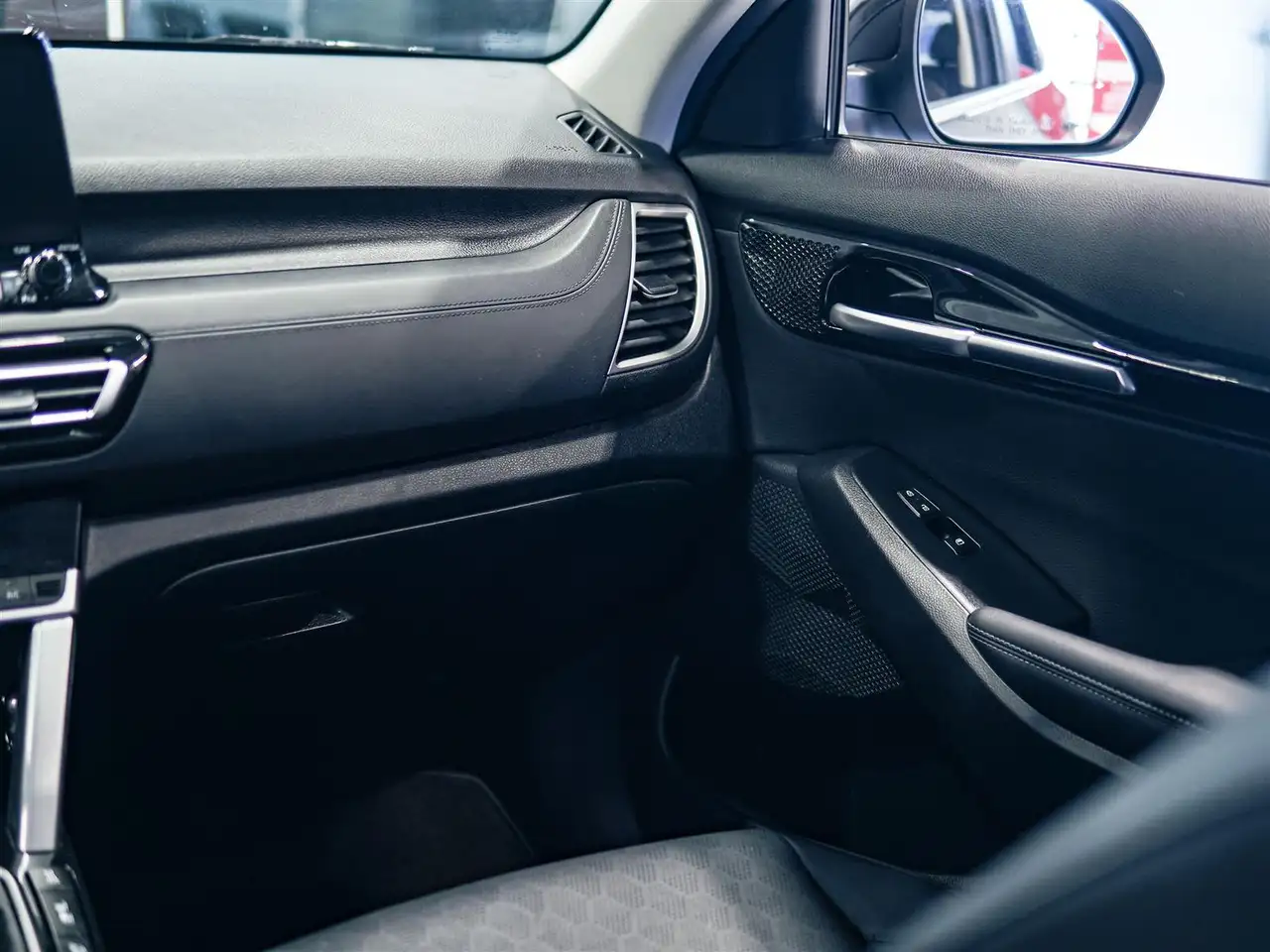 Kia Seltos снимка Kia Seltos
