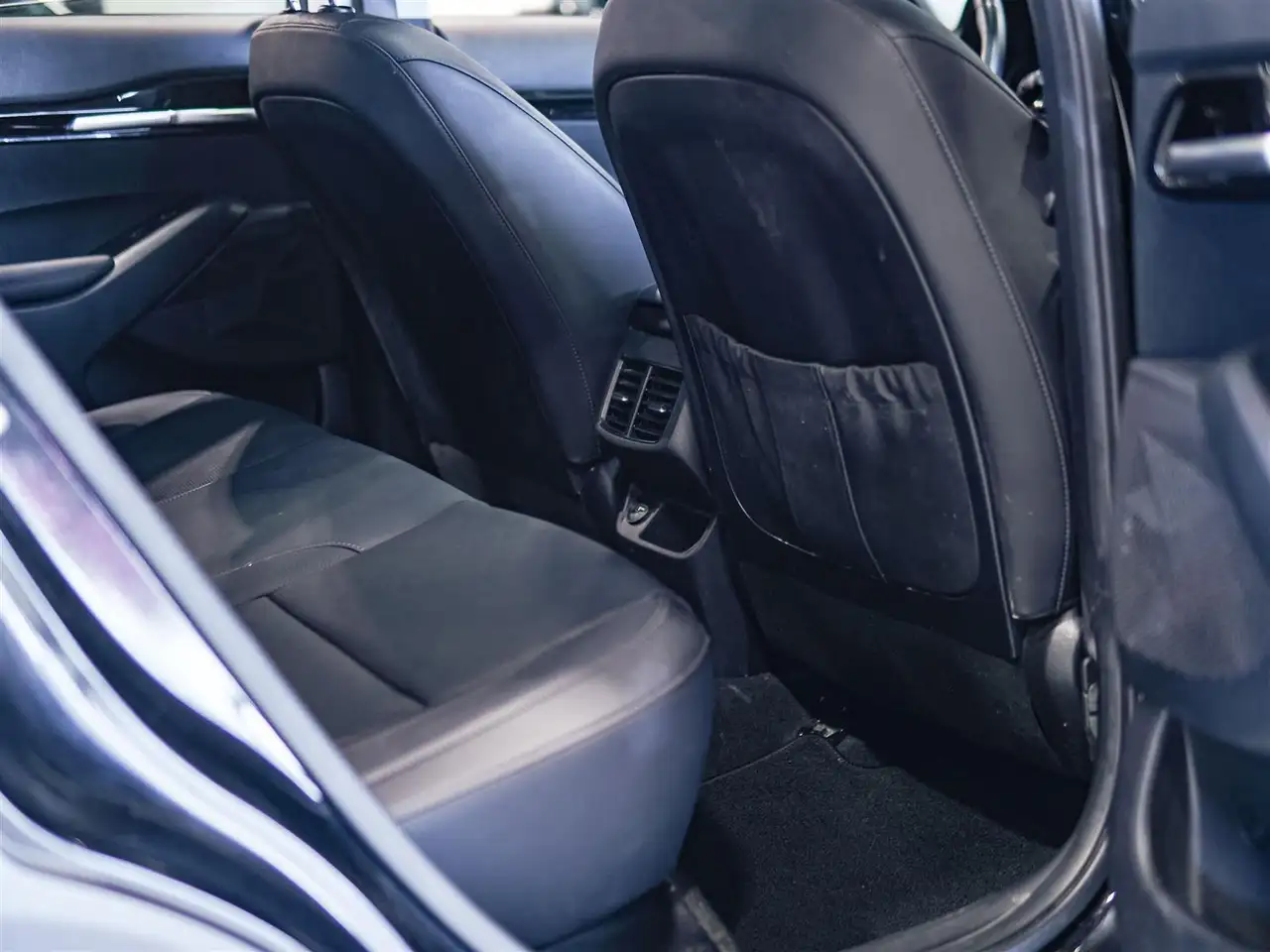 Kia Seltos снимка Kia Seltos