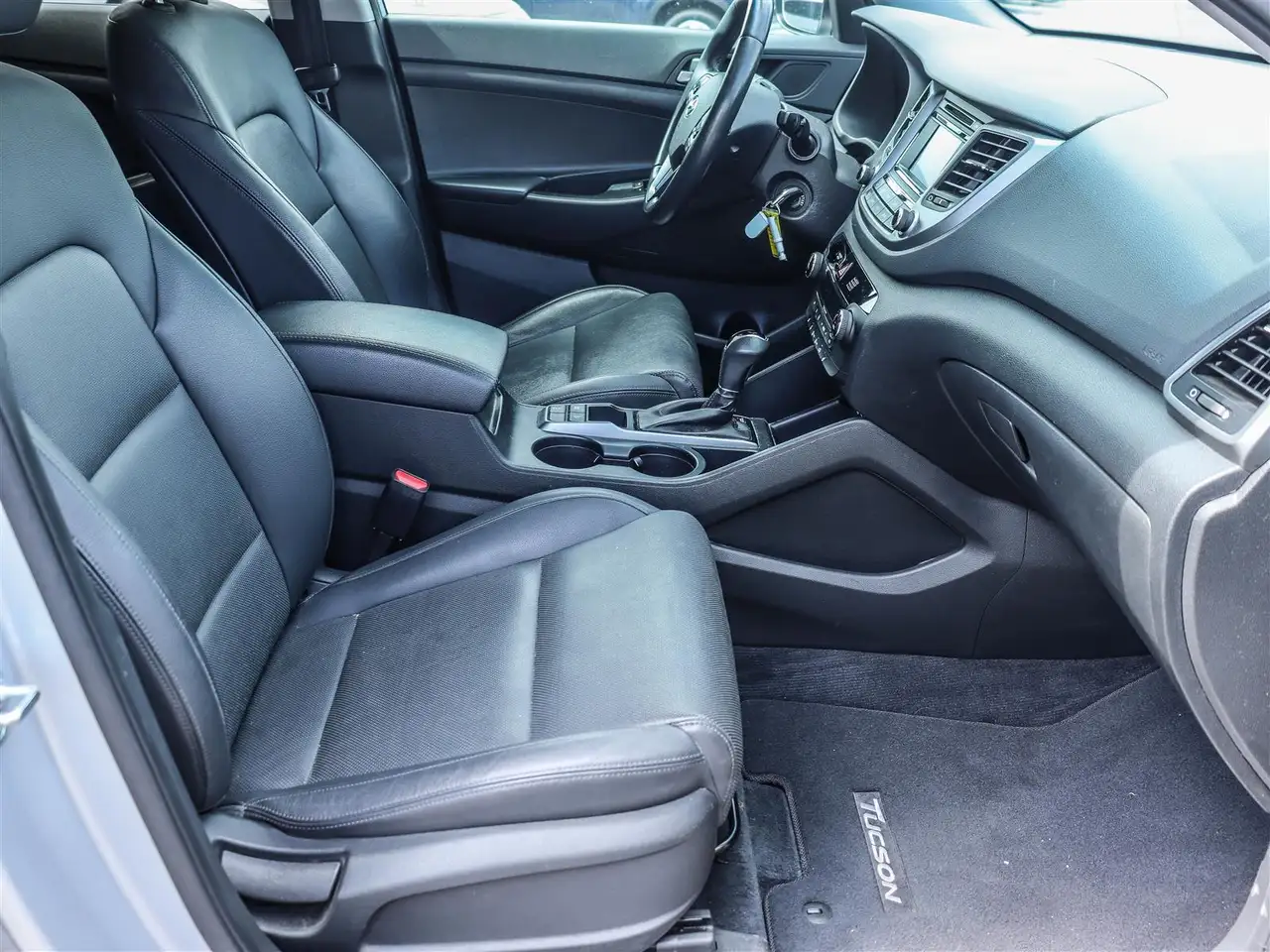 Hyundai TUCSON снимка Hyundai TUCSON